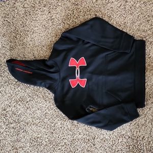 Youth size small Under Armour hoodie, like new